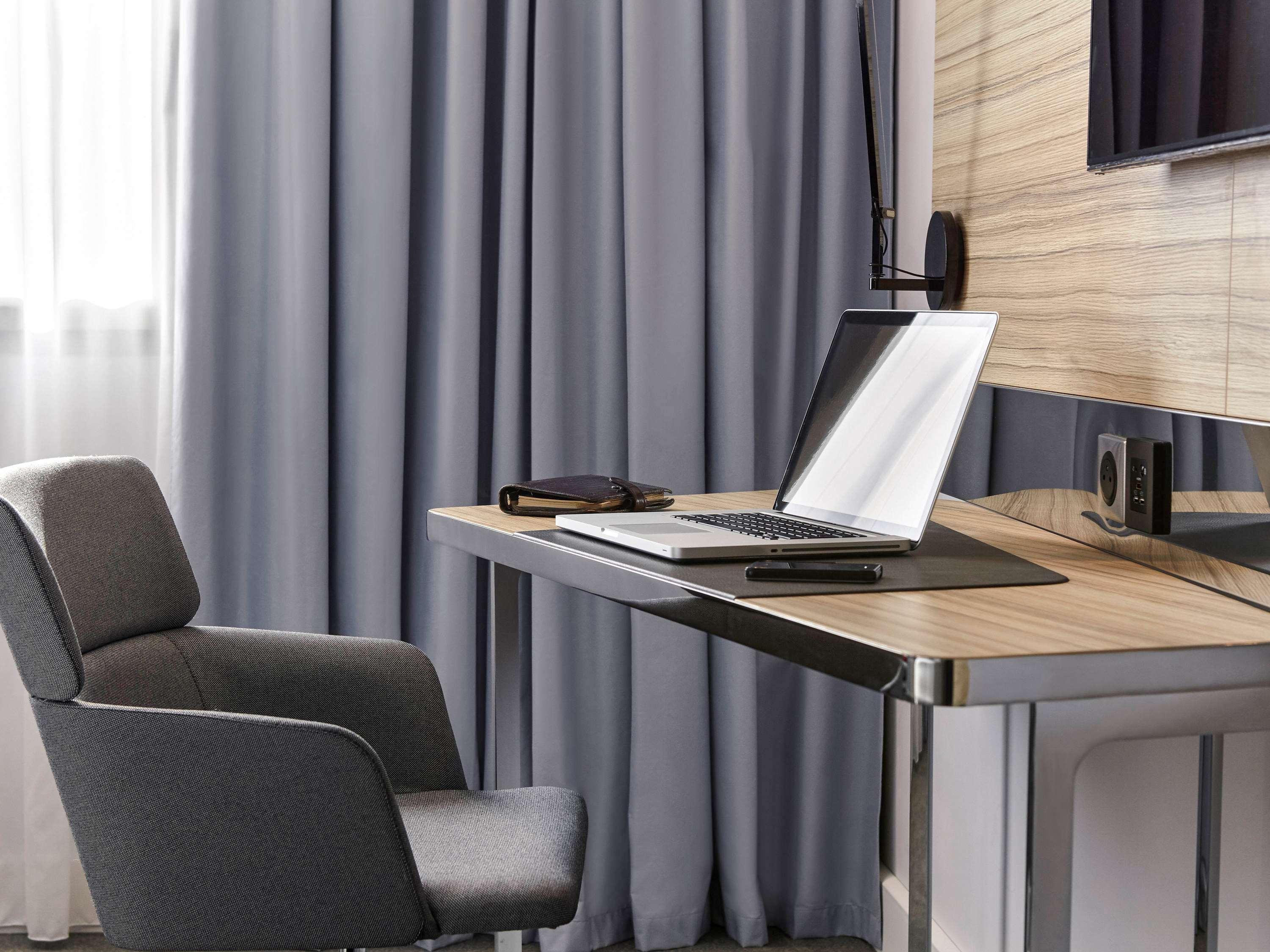 Novotel Limoges Le Lac Екстериор снимка