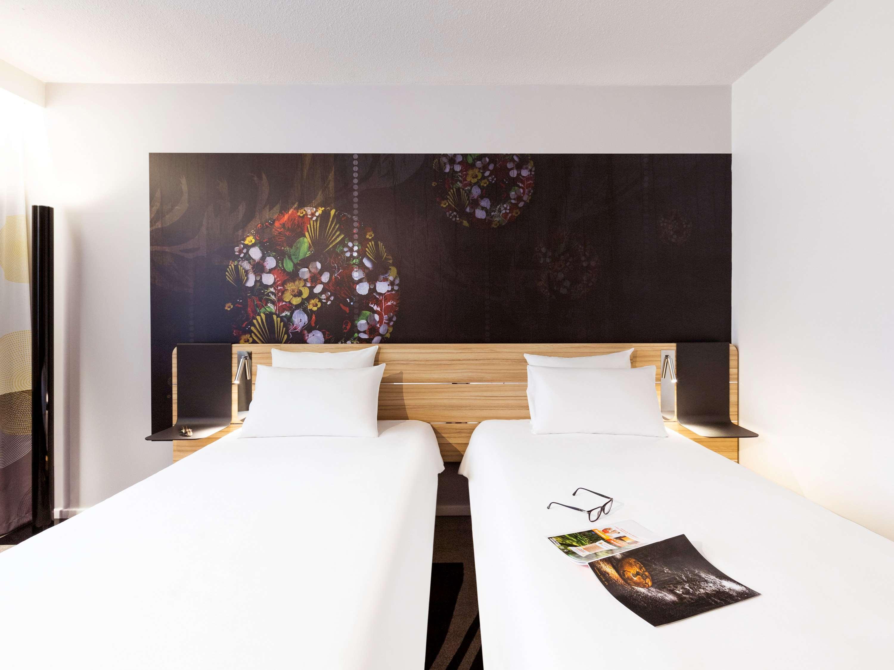 Novotel Limoges Le Lac Екстериор снимка