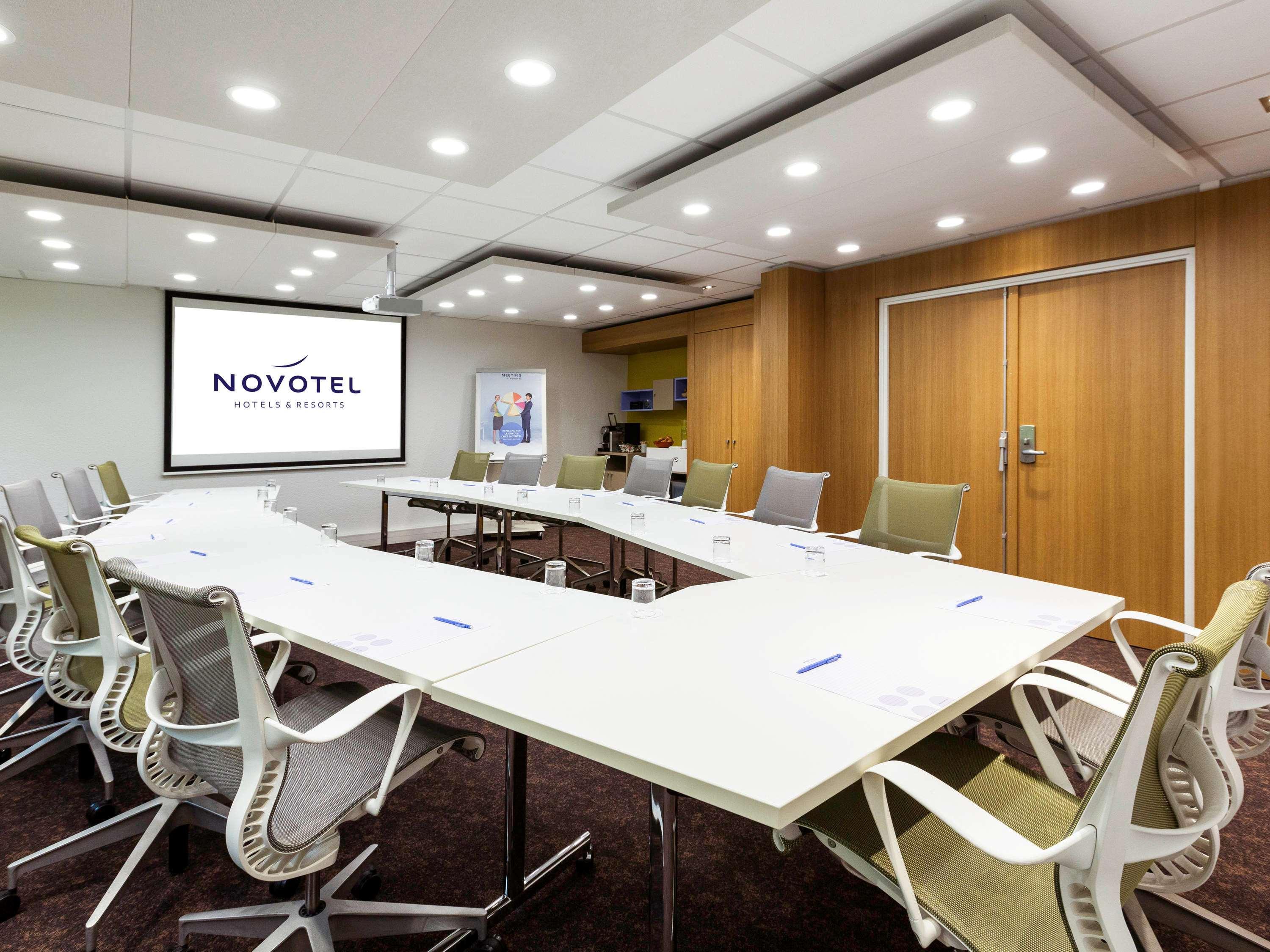 Novotel Limoges Le Lac Екстериор снимка