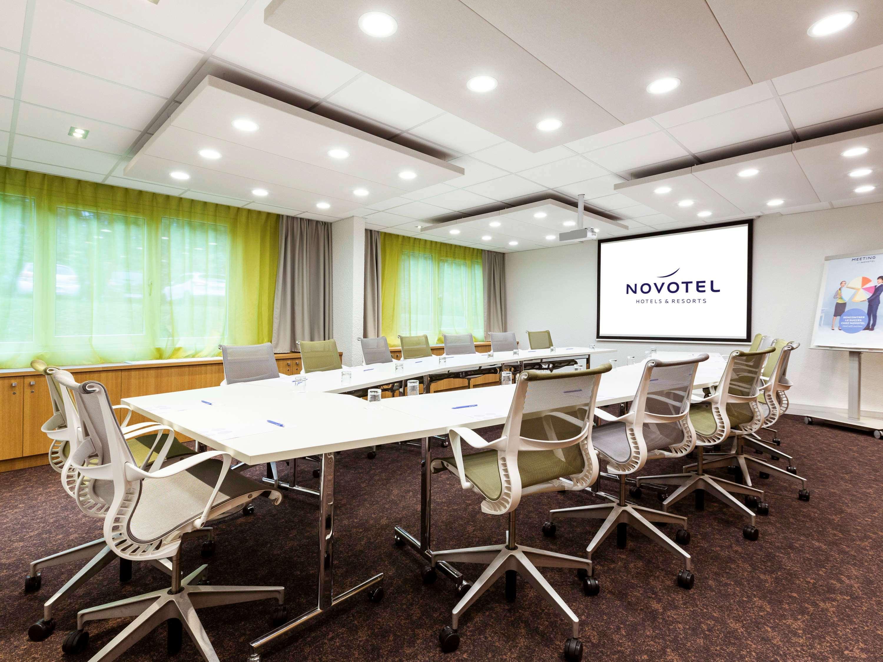 Novotel Limoges Le Lac Екстериор снимка