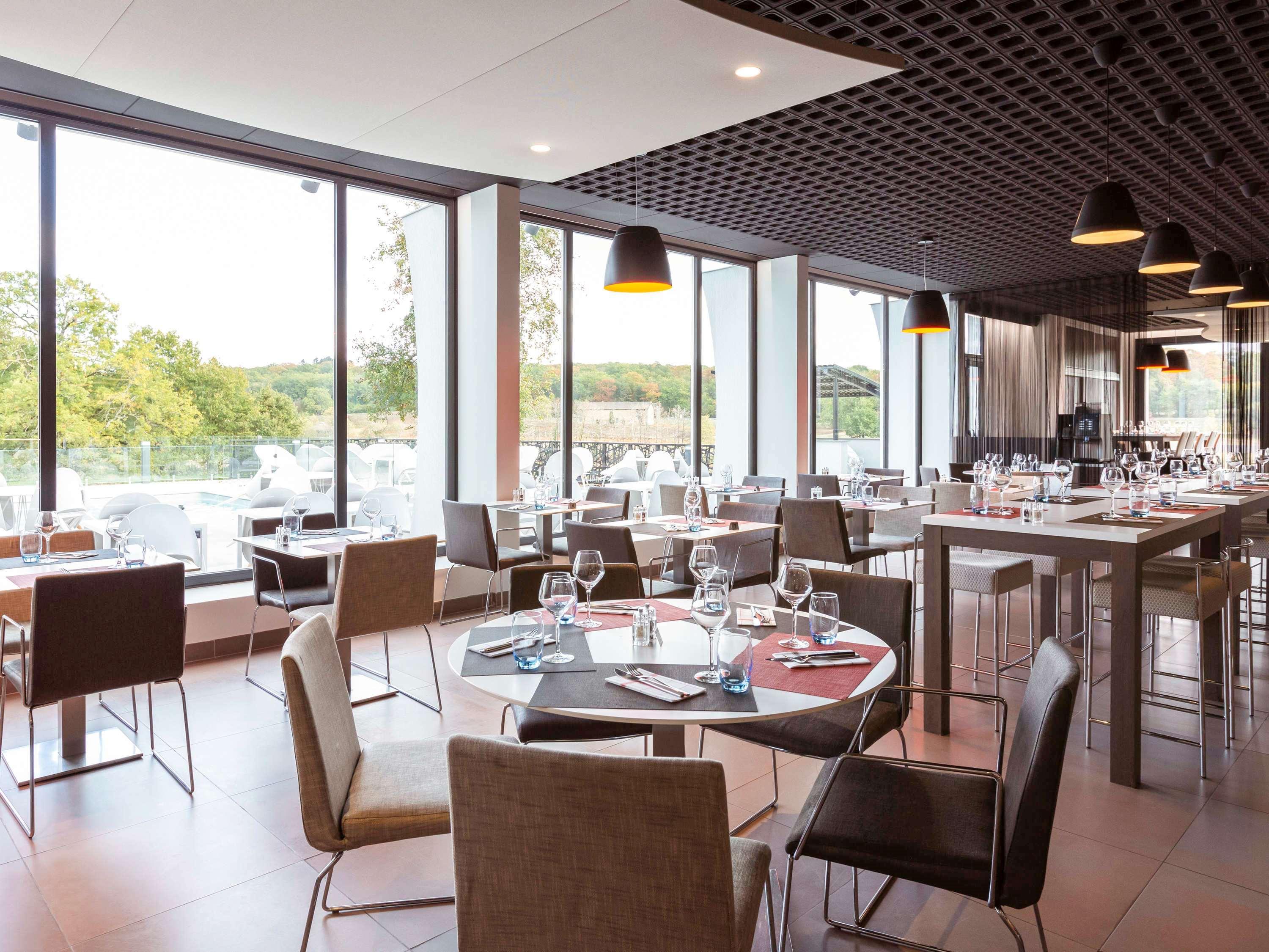 Novotel Limoges Le Lac Екстериор снимка