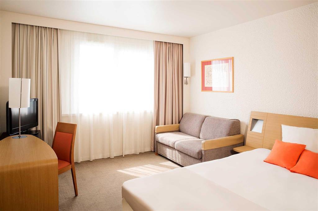 Novotel Limoges Le Lac Екстериор снимка