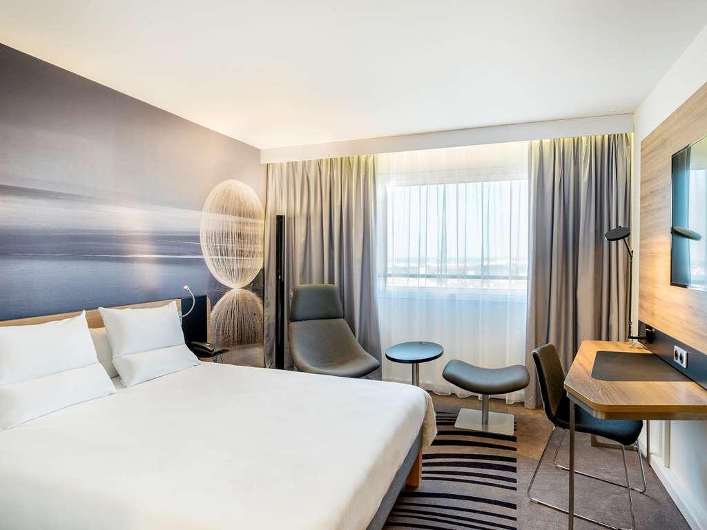 Novotel Limoges Le Lac Стая снимка